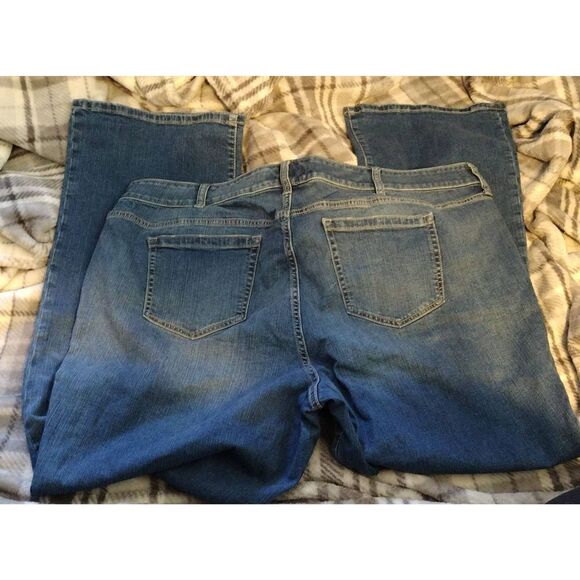 Torrid Skinny Boot Denim Jeans Size 24R Waist 24' Rise 12' Inseam 32.5' - Picture 2 of 6